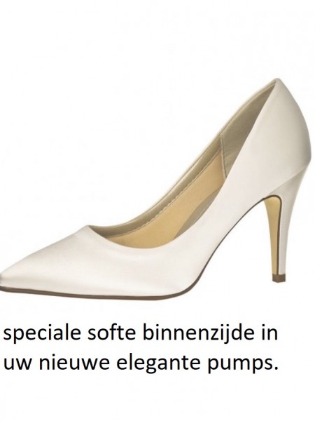 Schoenen én tasje in kleur jurkset.